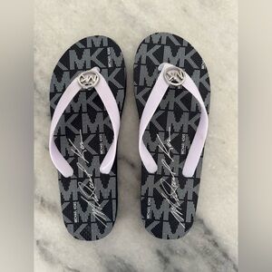 Michael Kors Navy Logo Flip Flops with Light Purple Straps and Silver Logo - 9